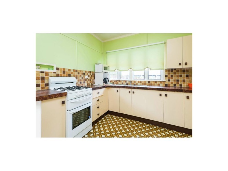 40 Turquoise Street, Holland Park QLD 4121