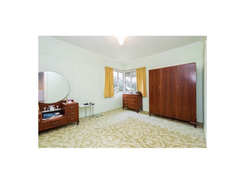 40 Turquoise Street, Holland Park QLD 4121