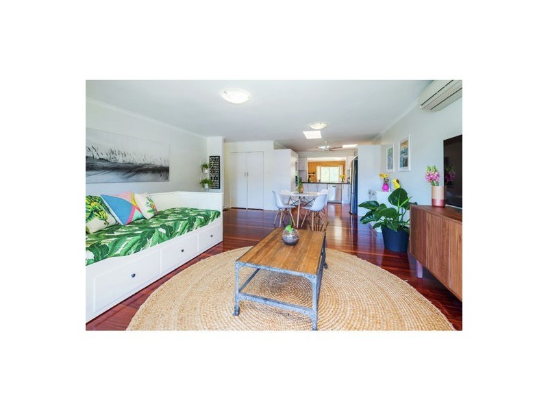 69 Greenmeadow Road, Mansfield QLD 4122