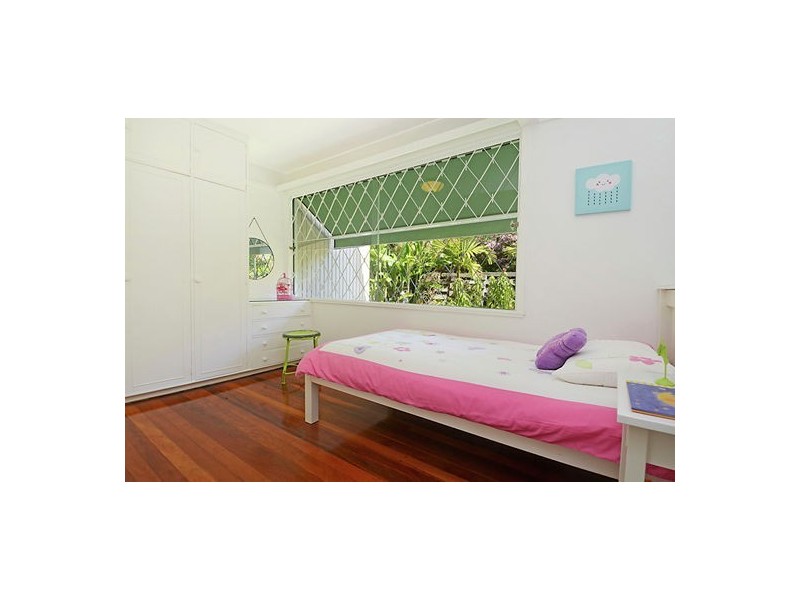16 Blackpool St, Mount Gravatt East QLD 4122