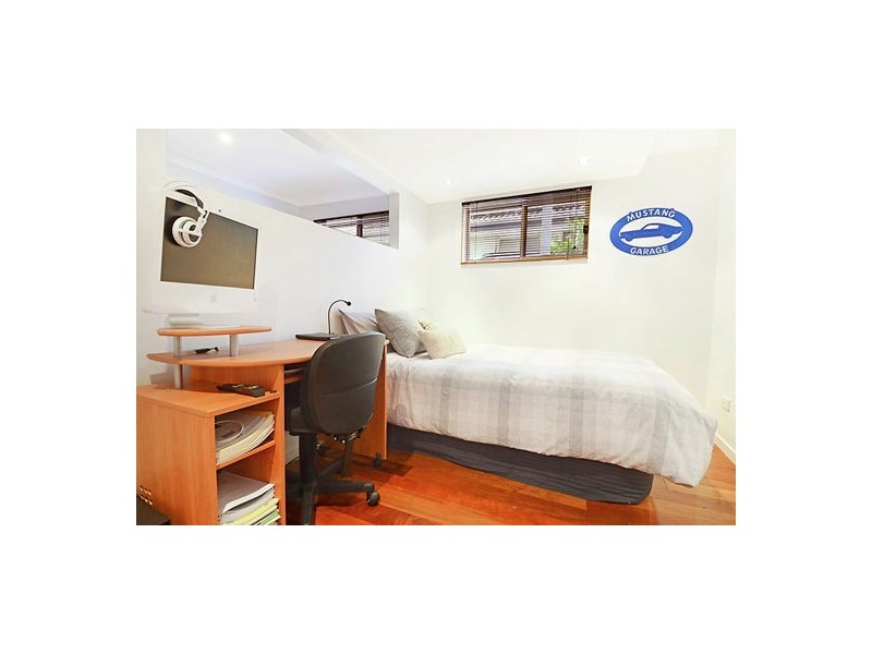 16 Blackpool St, Mount Gravatt East QLD 4122