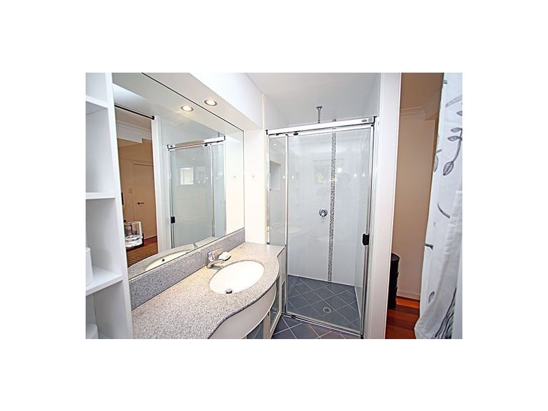 16 Blackpool St, Mount Gravatt East QLD 4122