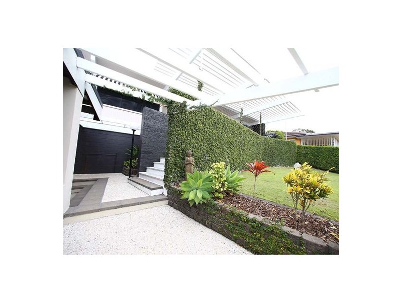 16 Blackpool St, Mount Gravatt East QLD 4122