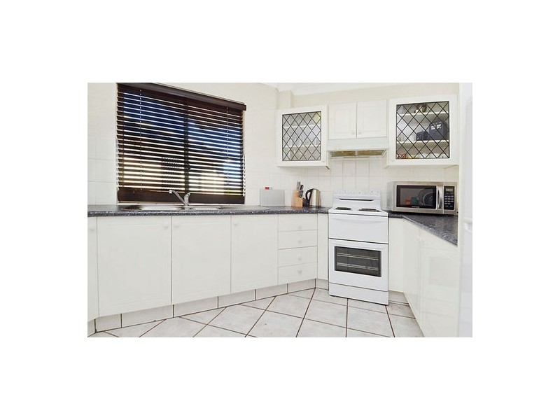 4/21 Edith Street, Greenslopes QLD 4120