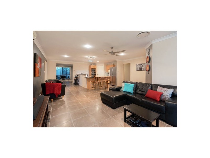 40 Giordano Place, Belmont QLD 4153
