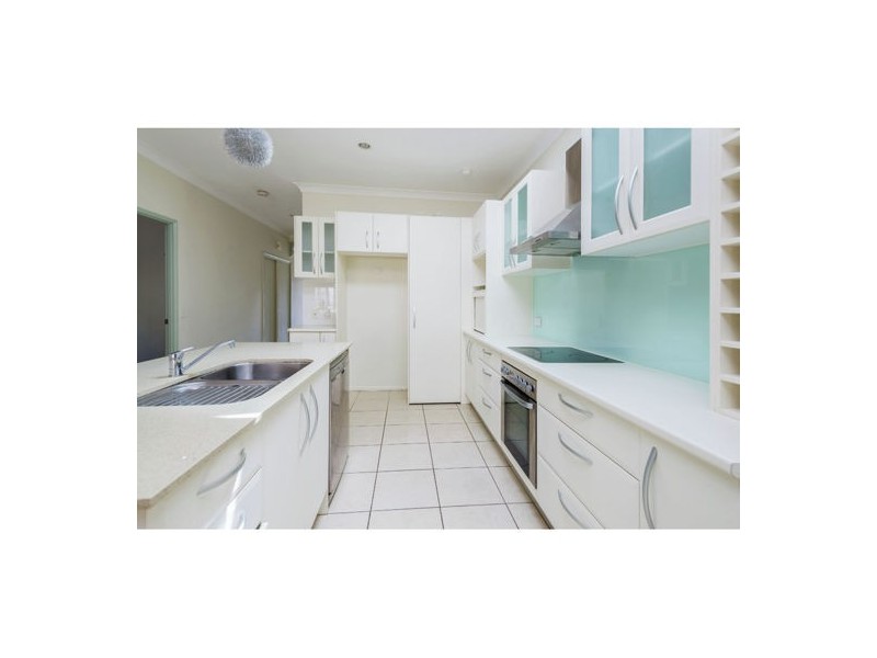 67 Shrapnel Road, Cannon Hill QLD 4170