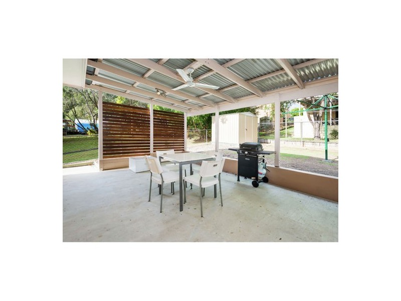 23 Canfield Street, Nathan QLD 4111
