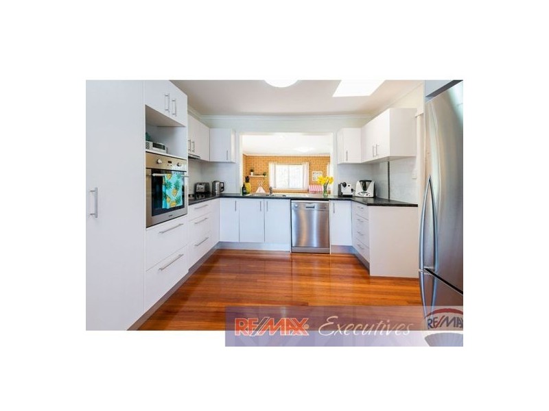 69 Greenmeadow Road, Mansfield QLD 4122