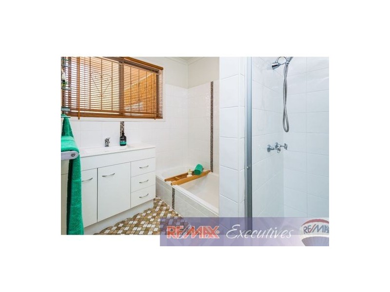 69 Greenmeadow Road, Mansfield QLD 4122