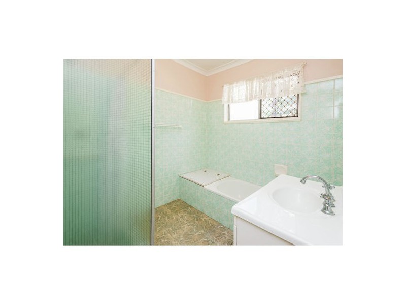 22 Larwood Street, Upper Mount Gravatt QLD 4122
