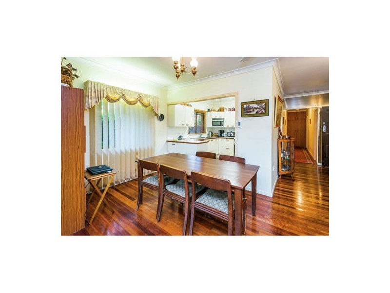 131 Harold Street, Holland Park QLD 4121