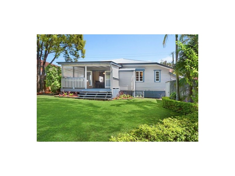 76 Broadwater Road, Mount Gravatt East QLD 4122