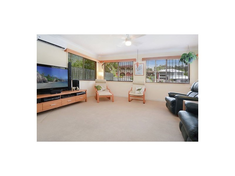 175 Gaynesford St, Holland Park West QLD 4121
