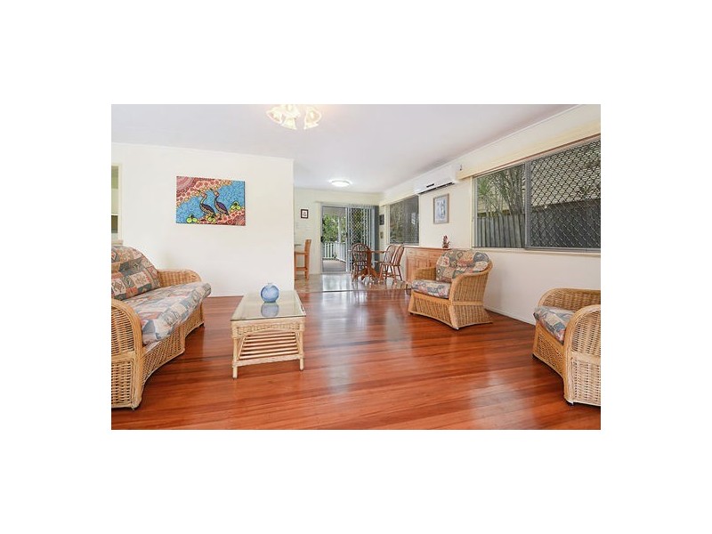 175 Gaynesford St, Holland Park West QLD 4121