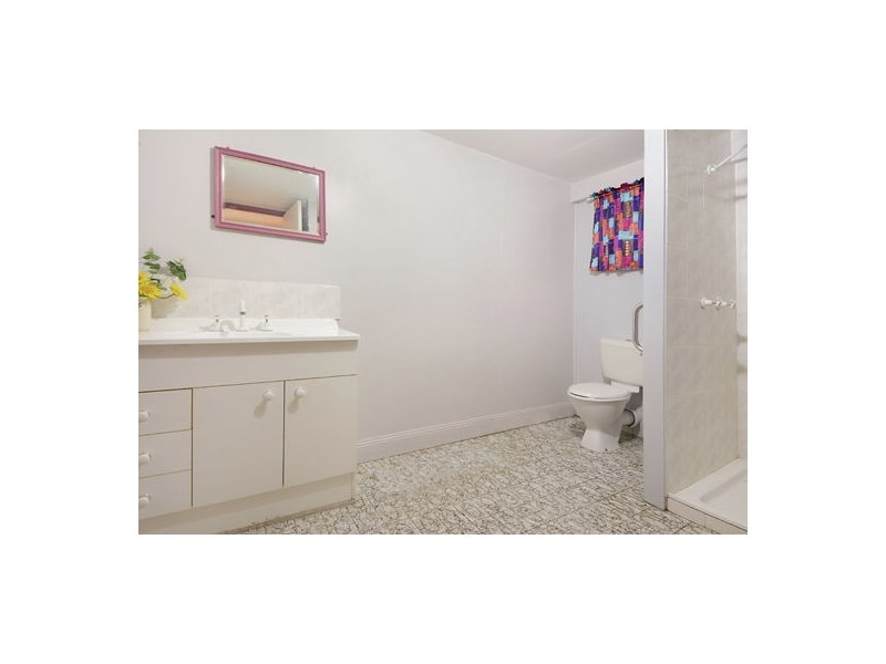 175 Gaynesford St, Holland Park West QLD 4121