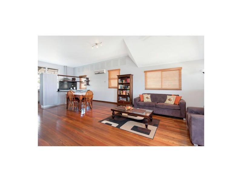 12 Franklin Street, Annerley QLD 4103