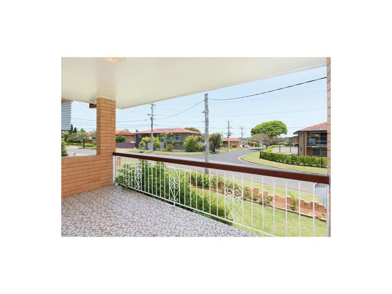 6 Tandanya Street, Mansfield QLD 4122