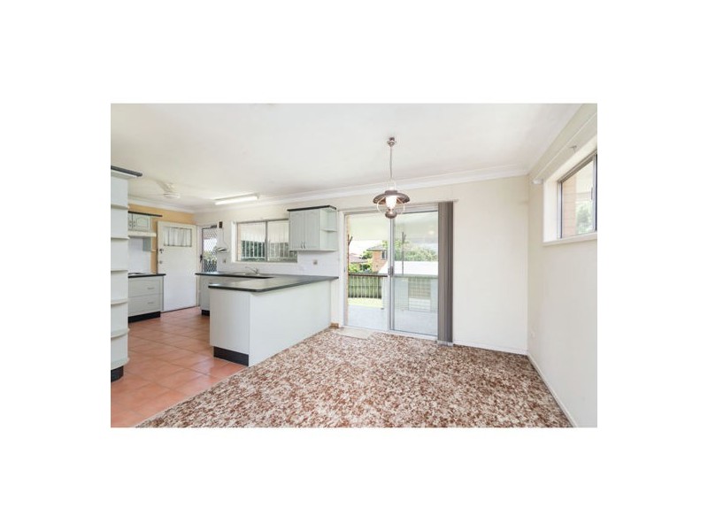 6 Tandanya Street, Mansfield QLD 4122