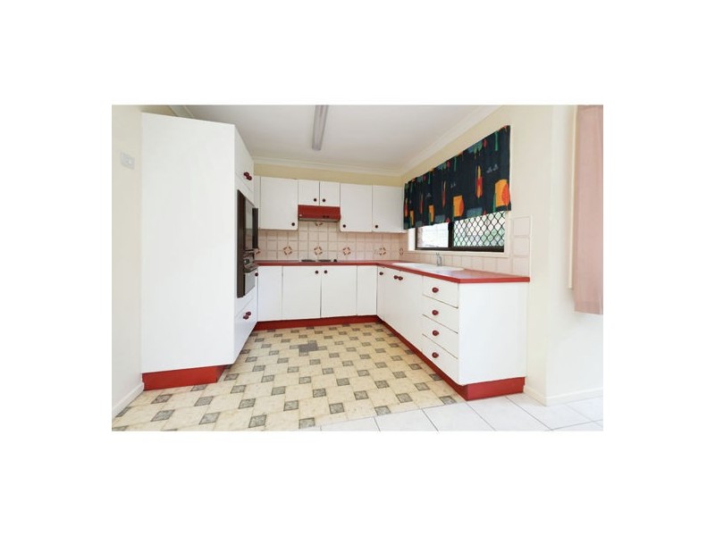 20 Glenalwyn Street, Holland Park QLD 4121