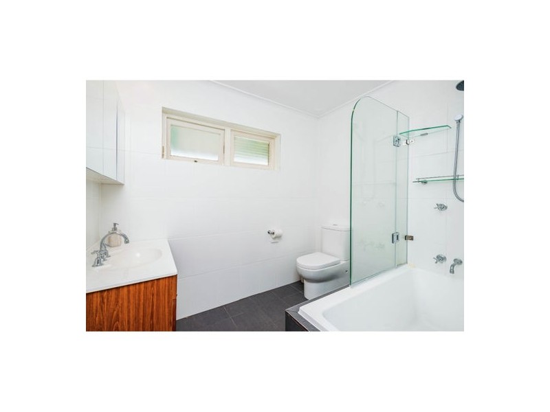 3/170 Old Cleveland Road, Coorparoo QLD 4151