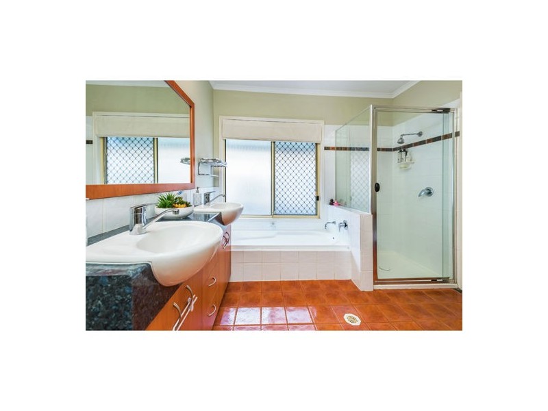 73 Perkins Street, Upper Mount Gravatt QLD 4122