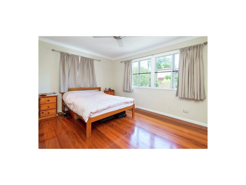 4 Alberon Street, Wishart QLD 4122