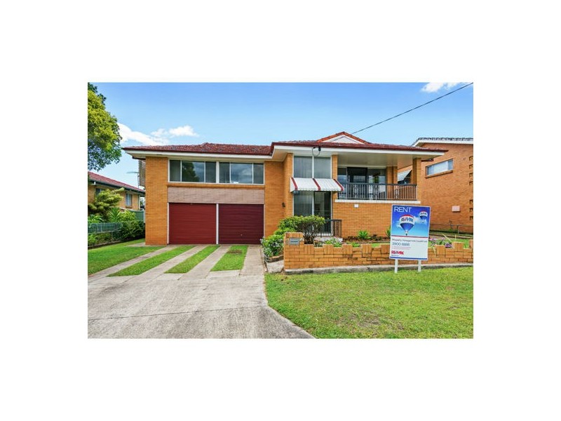 6 Tandanya Street, Mansfield QLD 4122