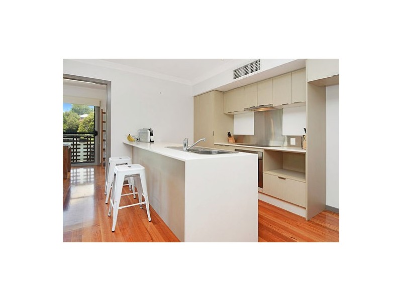 4/80 Plimsoll Street, Greenslopes QLD 4120