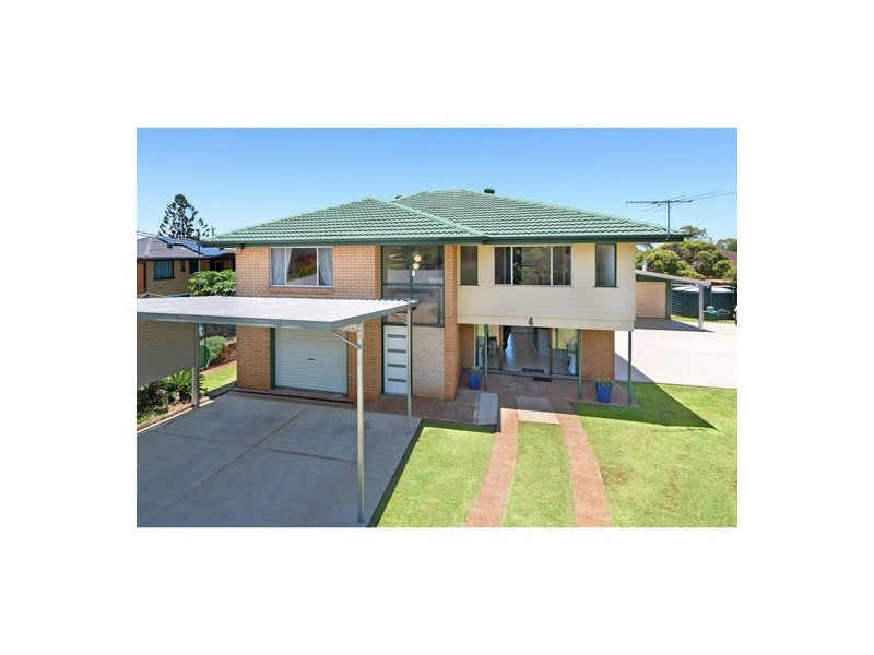 4 Roanoak Street, Manly West QLD 4179