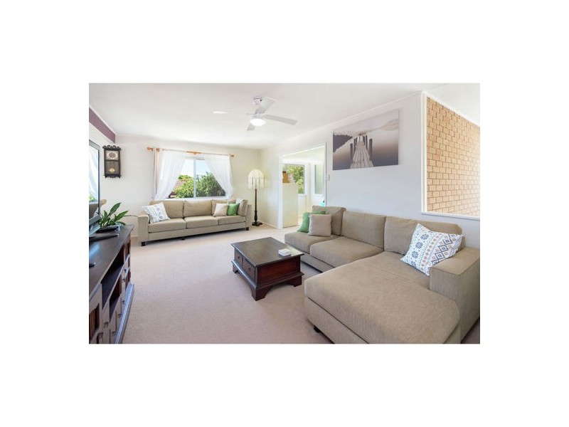 4 Roanoak Street, Manly West QLD 4179