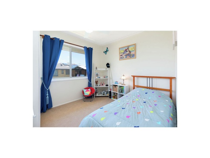 4 Roanoak Street, Manly West QLD 4179