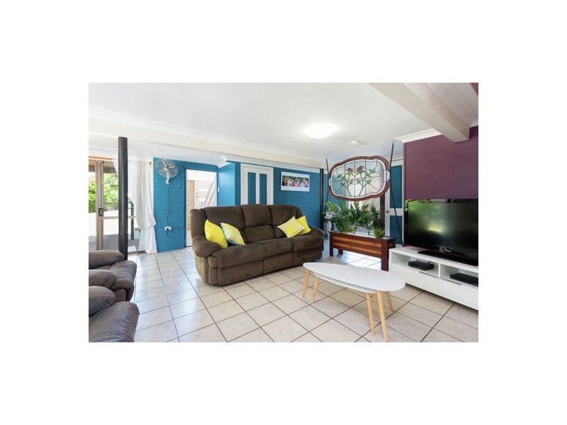 4 Roanoak Street, Manly West QLD 4179
