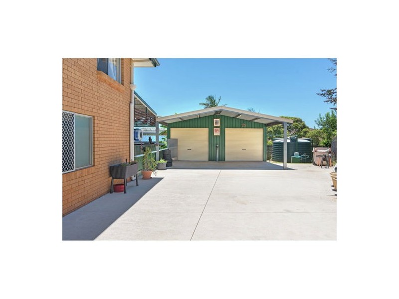 4 Roanoak Street, Manly West QLD 4179