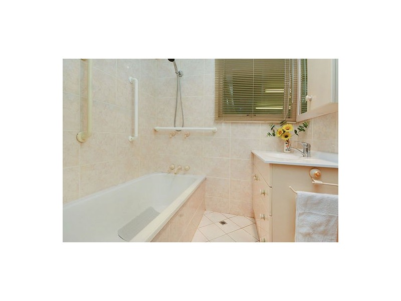 42 Vaughan St, Mount Gravatt QLD 4122