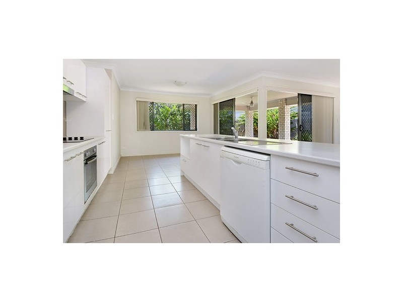 108 Cameron Parade, Wynnum QLD 4178