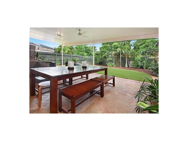 1 Regal Place, Eight Mile Plains QLD 4113