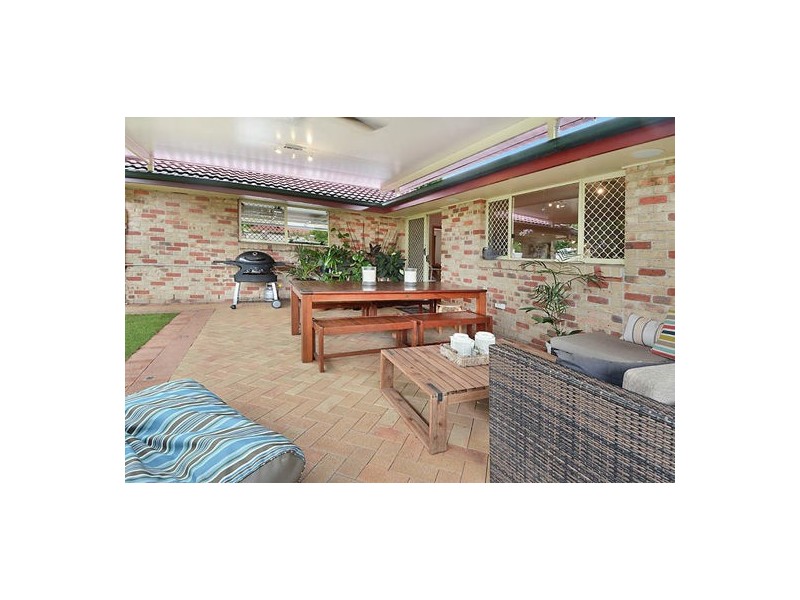 1 Regal Place, Eight Mile Plains QLD 4113