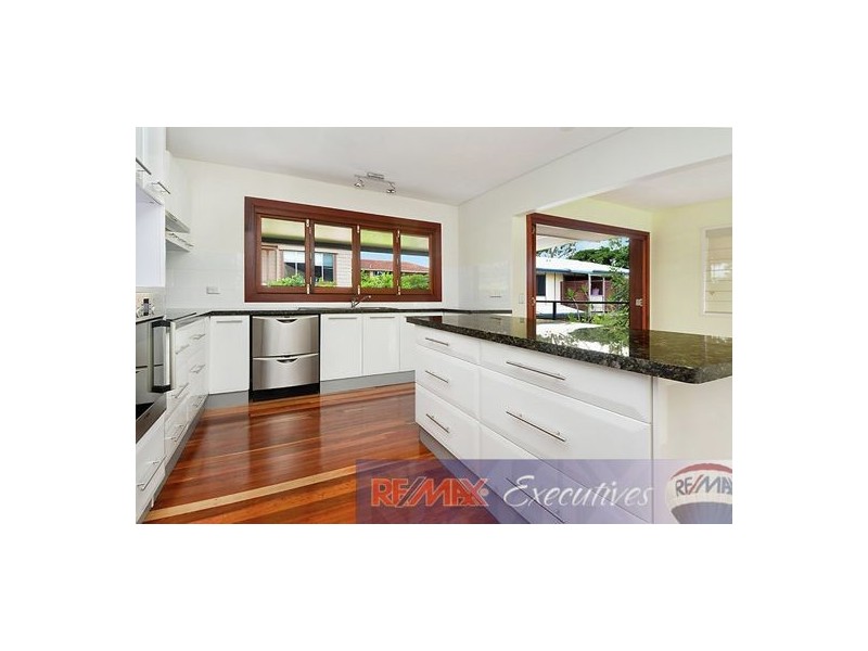 26 Derby Street, Coorparoo QLD 4151