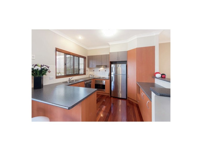 122 Waverley Road, Camp Hill QLD 4152