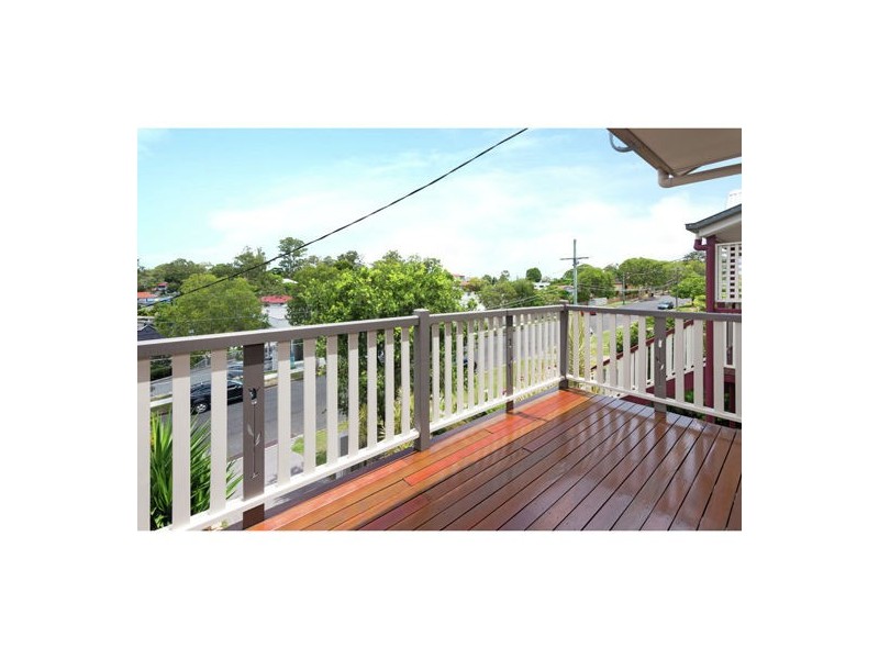 122 Waverley Road, Camp Hill QLD 4152