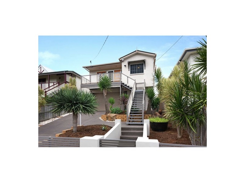 122 Waverley Road, Camp Hill QLD 4152