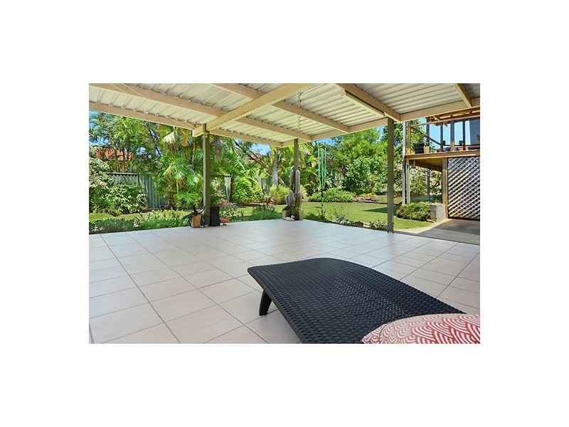 52 Dirkala Street, Mansfield QLD 4122