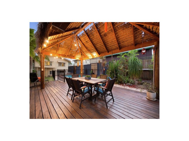18 Gray Street, Carina QLD 4152
