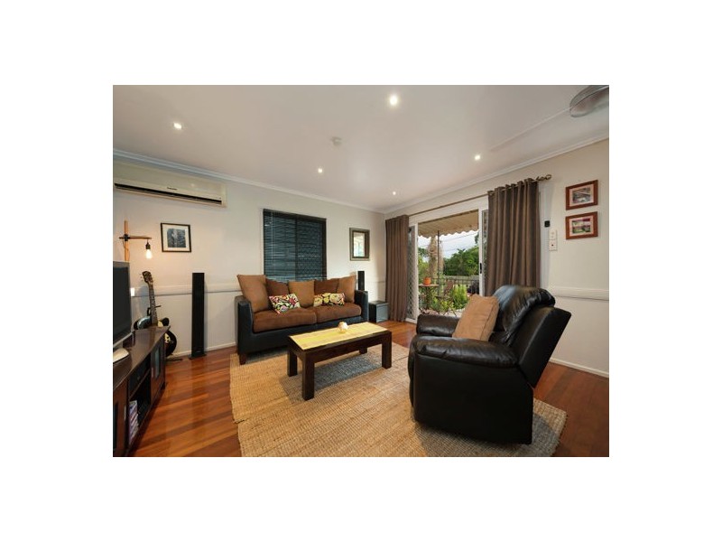 18 Gray Street, Carina QLD 4152
