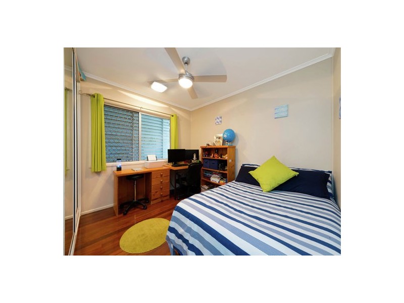 18 Gray Street, Carina QLD 4152