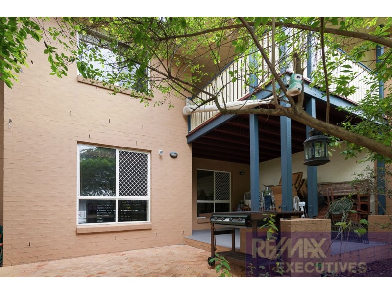 1/18 Baron Street, Greenslopes QLD 4120