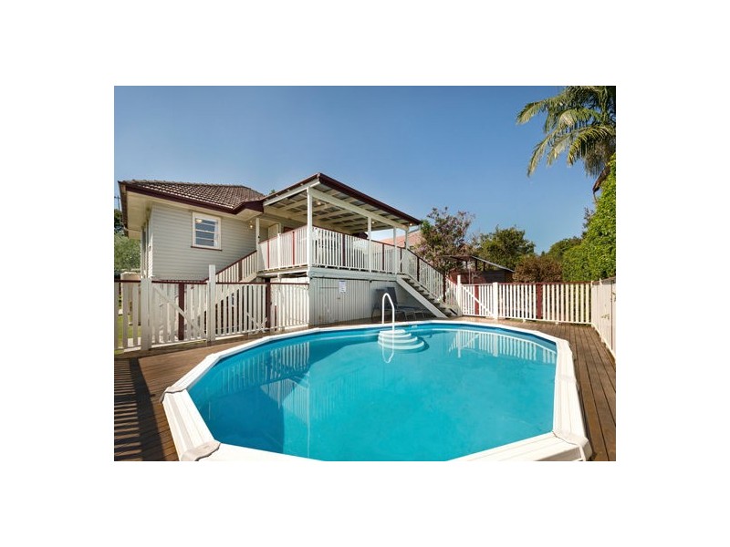 16 Hartland Street, Manly West QLD 4179