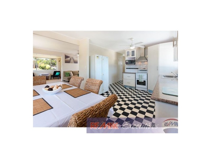 4 Roanoake Street, Manly West QLD 4179