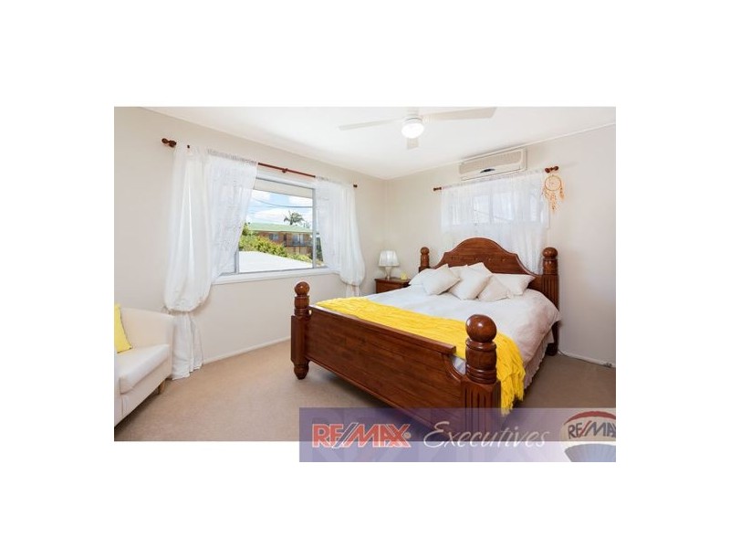 4 Roanoake Street, Manly West QLD 4179
