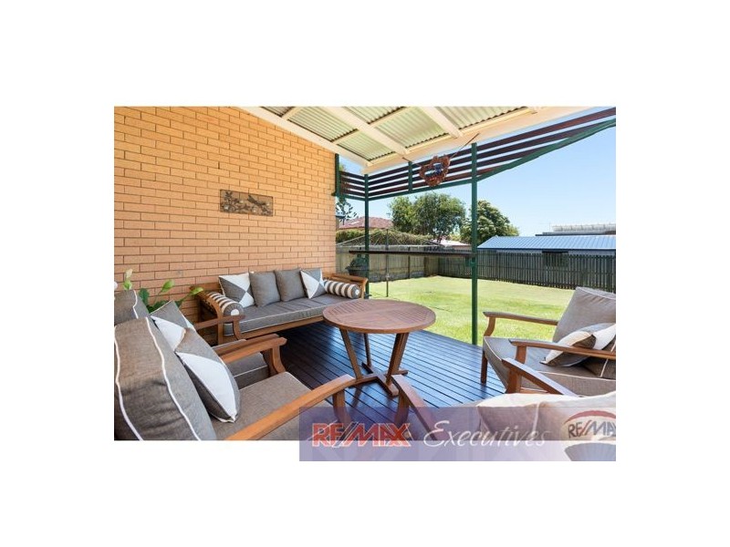 4 Roanoake Street, Manly West QLD 4179